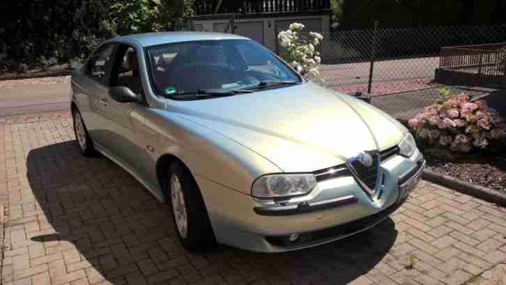 Alfa Romeo 156