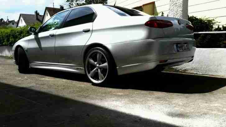 Alfa romeo 166