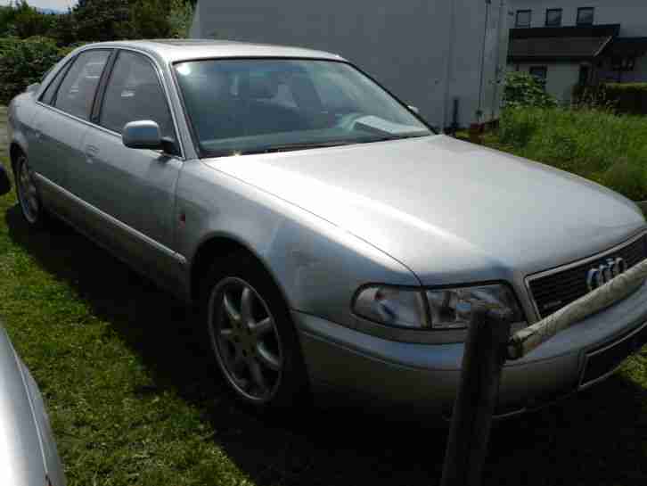 Audi A8 4, 2 Quattro