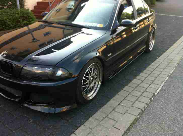BMW 328i