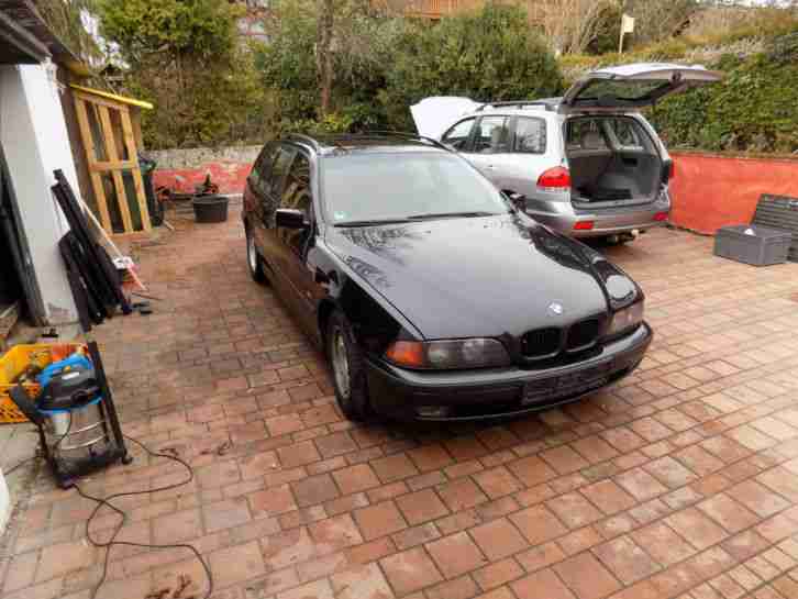 BMW 528i touring