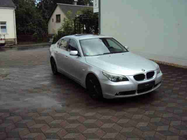 BMW 530i