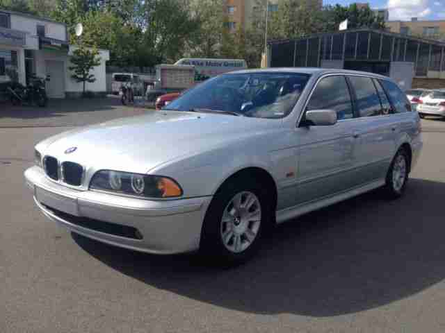 BMW  Touring 525d