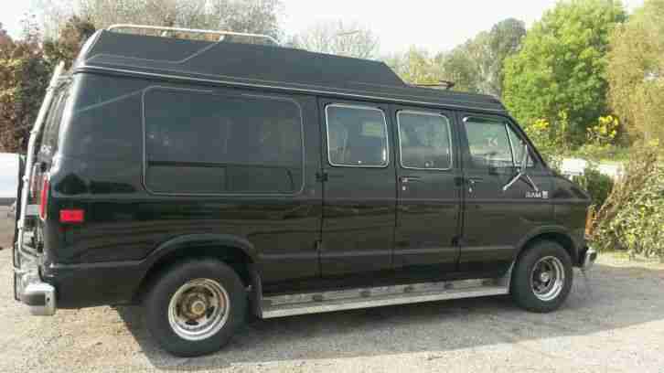 Dodge ram Van