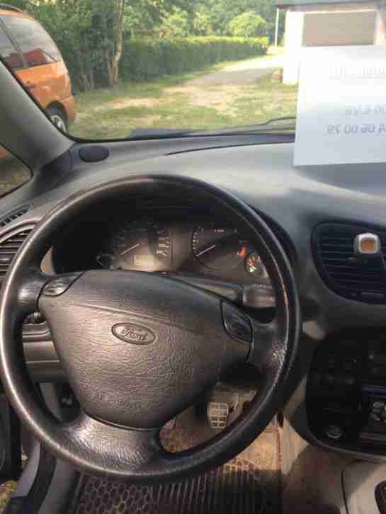 Ford Galaxy