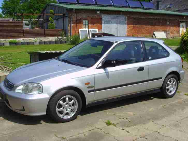 Honda Civic 1, 4 i