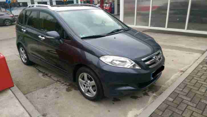 Honda FR-V