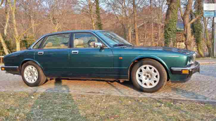 JAGUAR XJ6  RECHTSLENKER