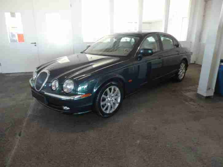 Jaguar S-Type 3.0 V6 Executive