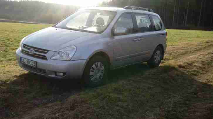 Kia Carnival III
