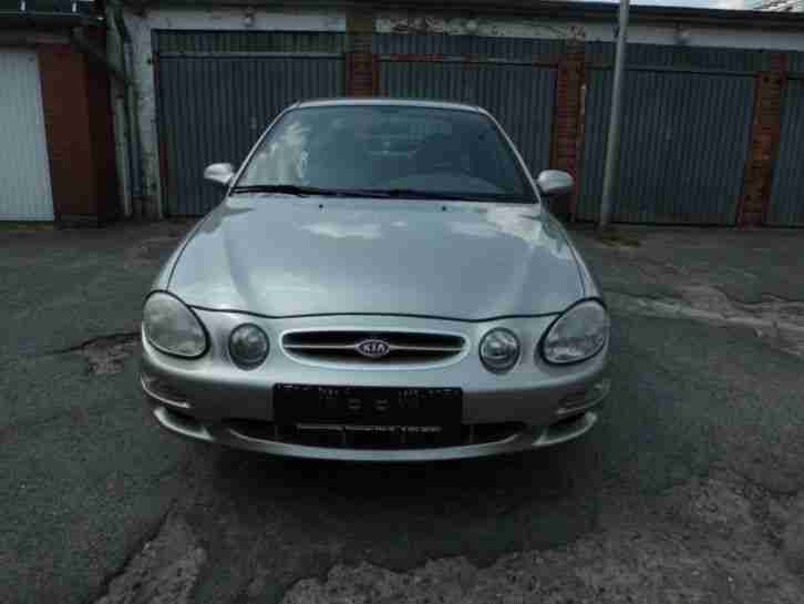 Kia Shuma