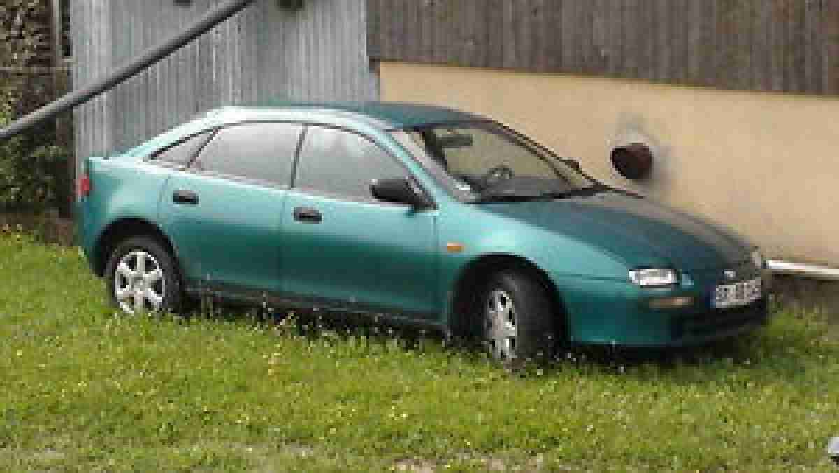 Mazda 323 F ,  Klima