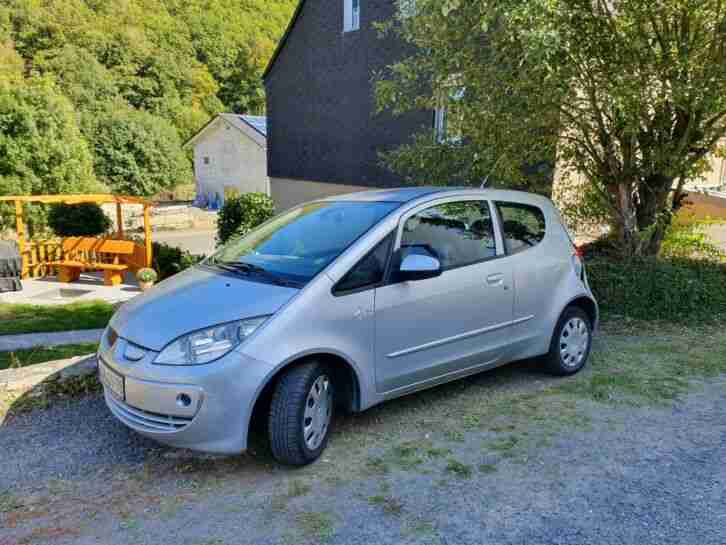 Mitsubishi Colt Z30