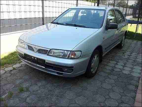 Nissan Almera