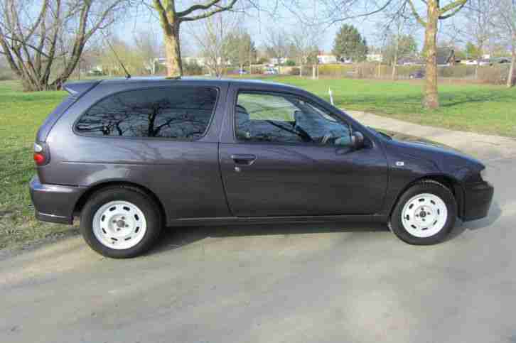 Nissan Almera n15 Emotion