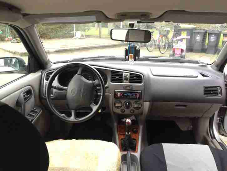 Nissan primera