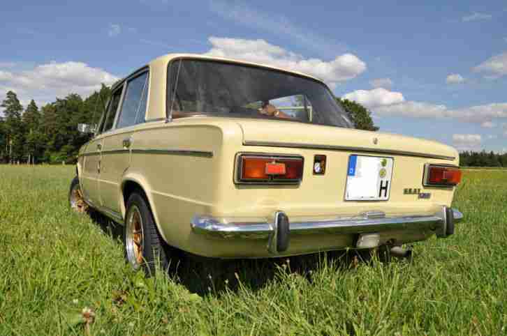 Oldtimer Seat 1430  ( wie Fiat 128)