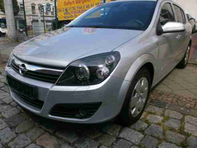 Opel Astra 1.8 Edition Plus/Navi