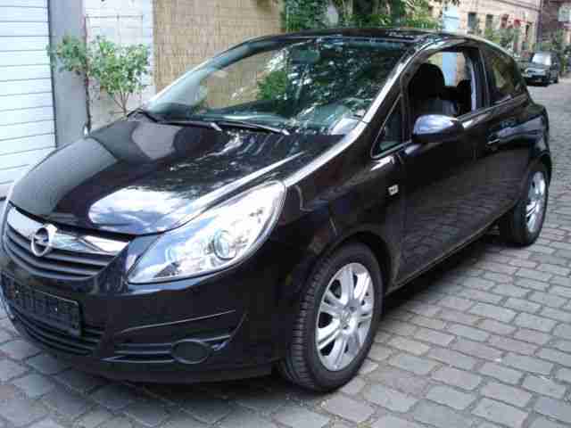 Opel Corsa 1.2 16V Edition