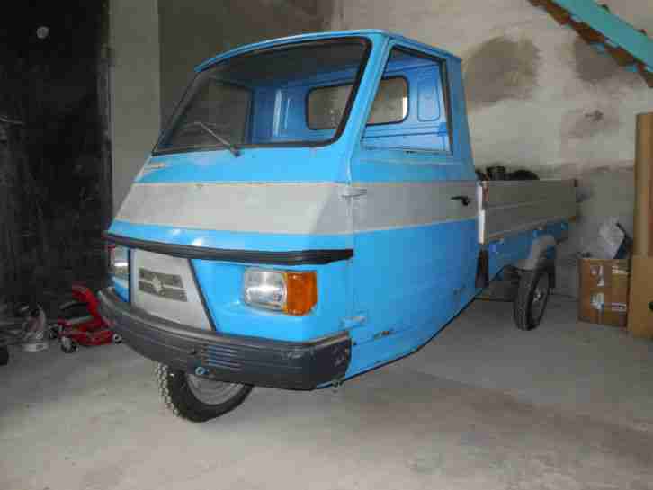 Piaggio Ape Vespacar P2
