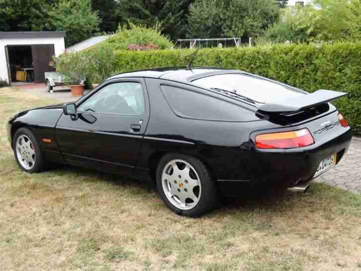 Porsche 928 GT
