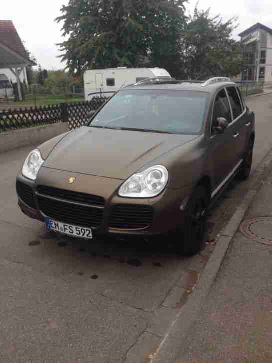 Porsche Cayenne Turbo S 521PS!!