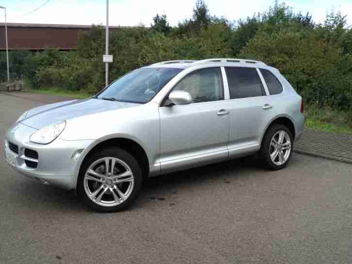 Porsche Cayenne V6