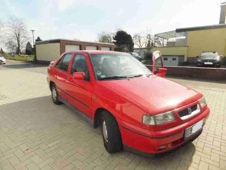 SEAT TOLEDO