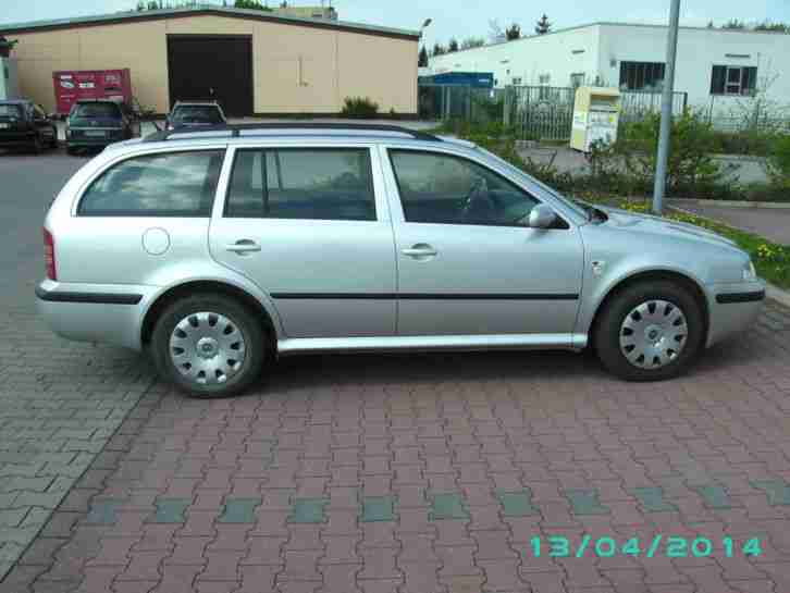 Skoda Oktavia Kombi mit 57000KM
