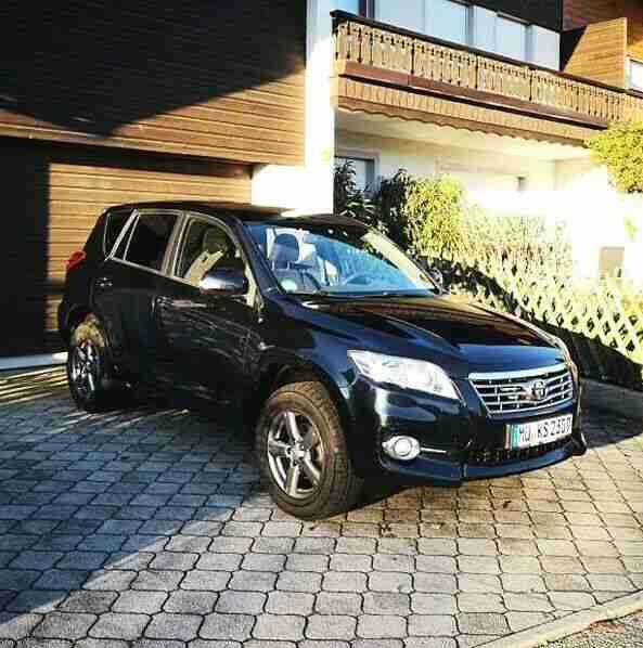 Toyota RAV 4 2.2 D-4D 4x4 Life (XA3)
