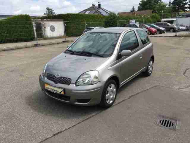 Toyota Yaris 1.0 Sol