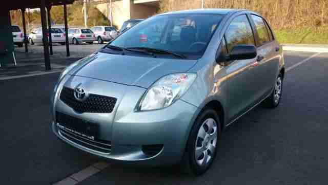 Toyota Yaris 1.0 VVT-i  1.Hand