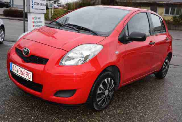 Toyota Yaris Cool