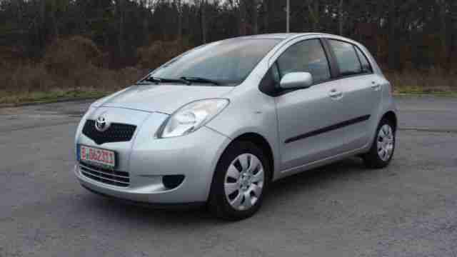 Toyota Yaris Sol