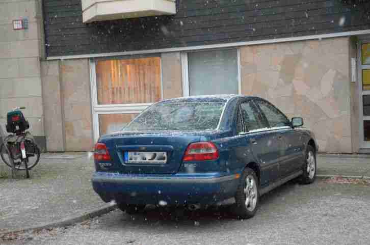 VOLVO S 40