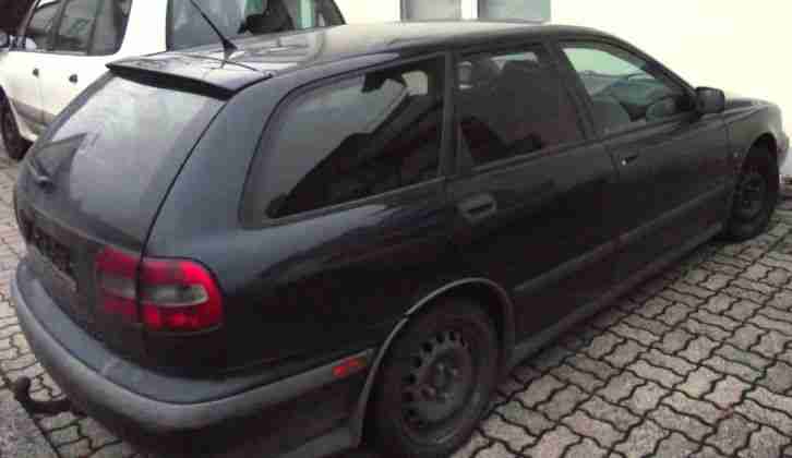 Volvo V 40 T4
