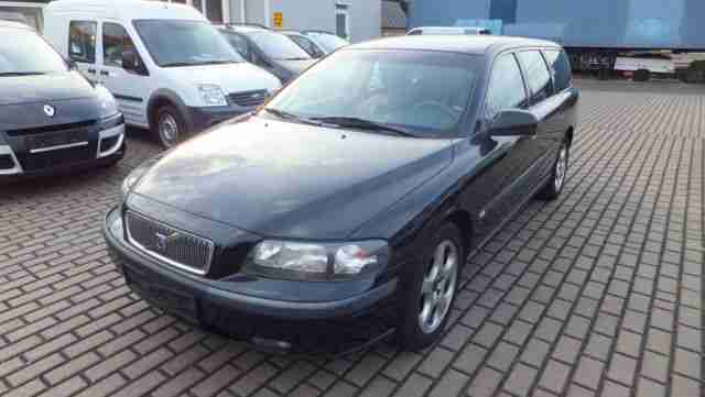 Volvo V 70 Kombi 2.4 D