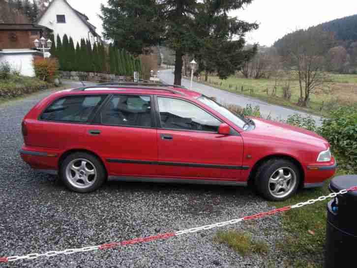 Volvo V40 1.8