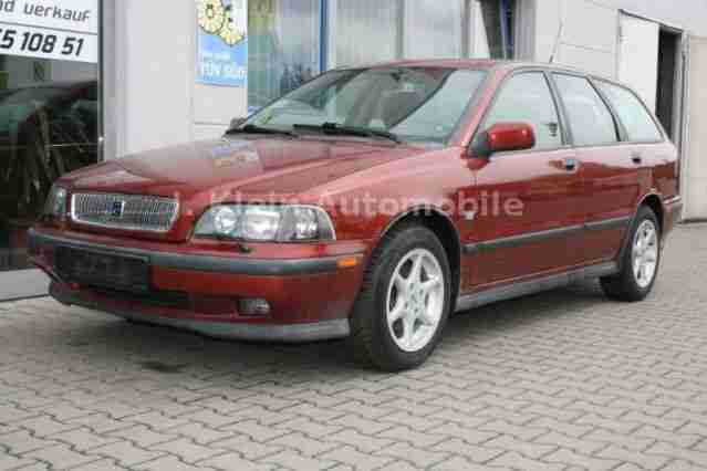 Volvo V40 1.8