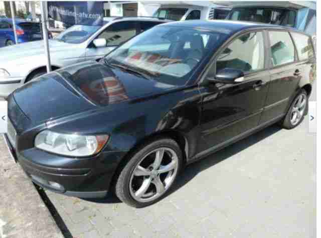 Volvo V50 2.0D DPF Momentum*NAVI*