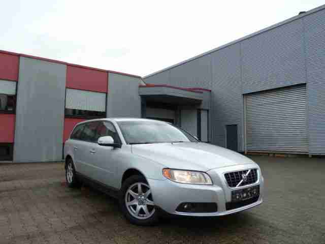 Volvo V70 2.4D Aut. Momentum