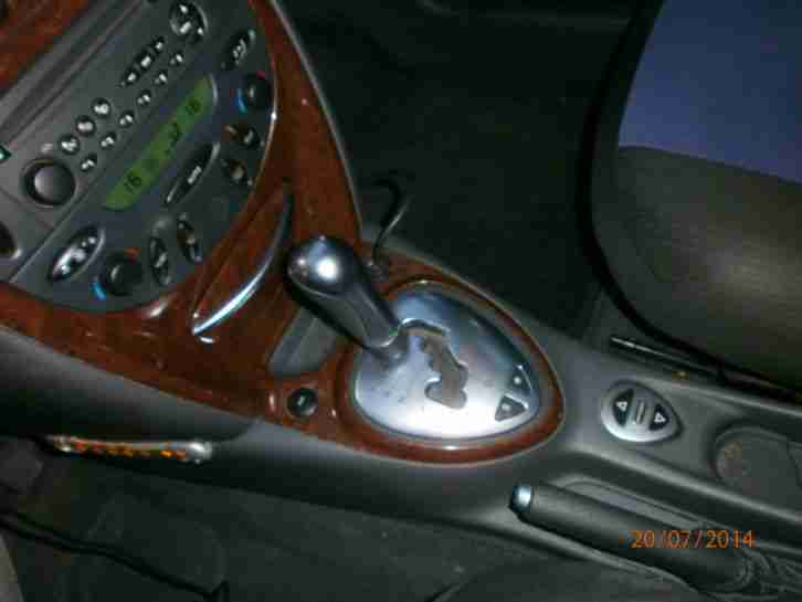 automobil