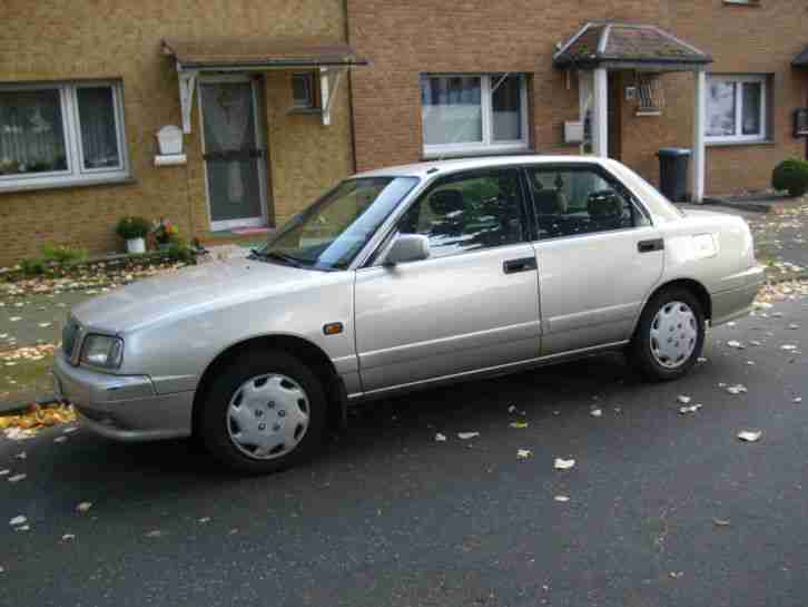 daihatsu applause