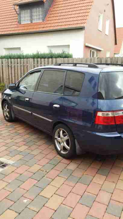 kia carens 2