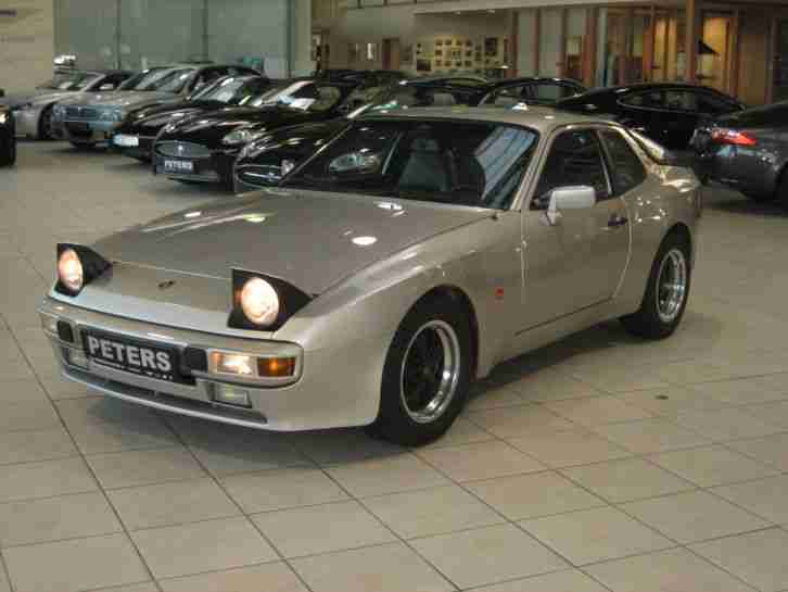 porsche 944