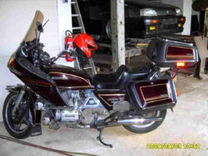 284. Honda Gold Wing 1100
