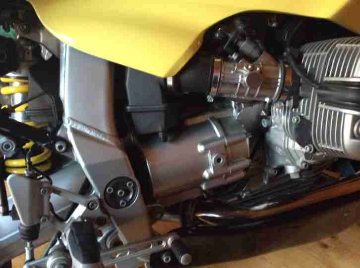 BMW R1100S