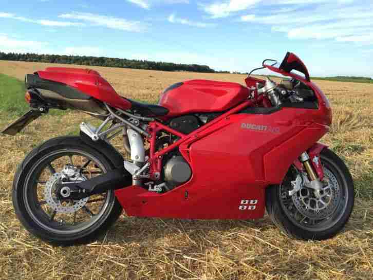 Ducati 749s