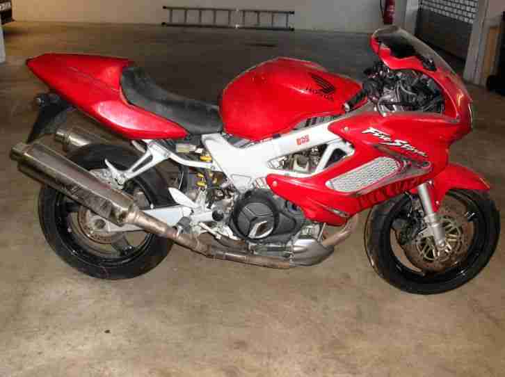 HONDA VTR 1000 F SC36 Fire Storm,  110 PS,  Unfallschaden/zum Herrichten