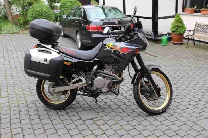 Honda Domintor 650